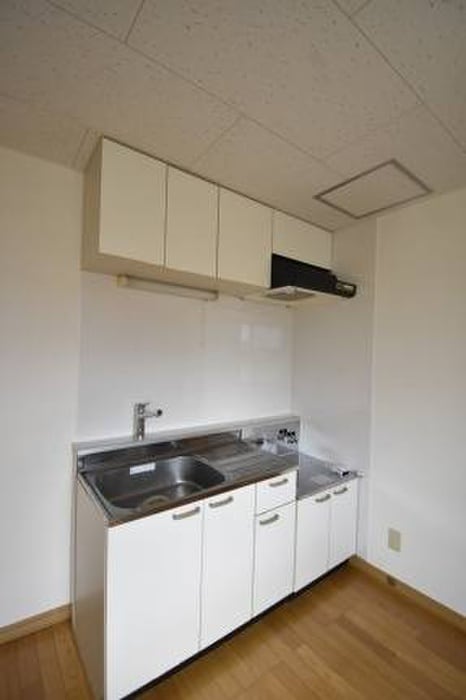 キッチン カステル八軒