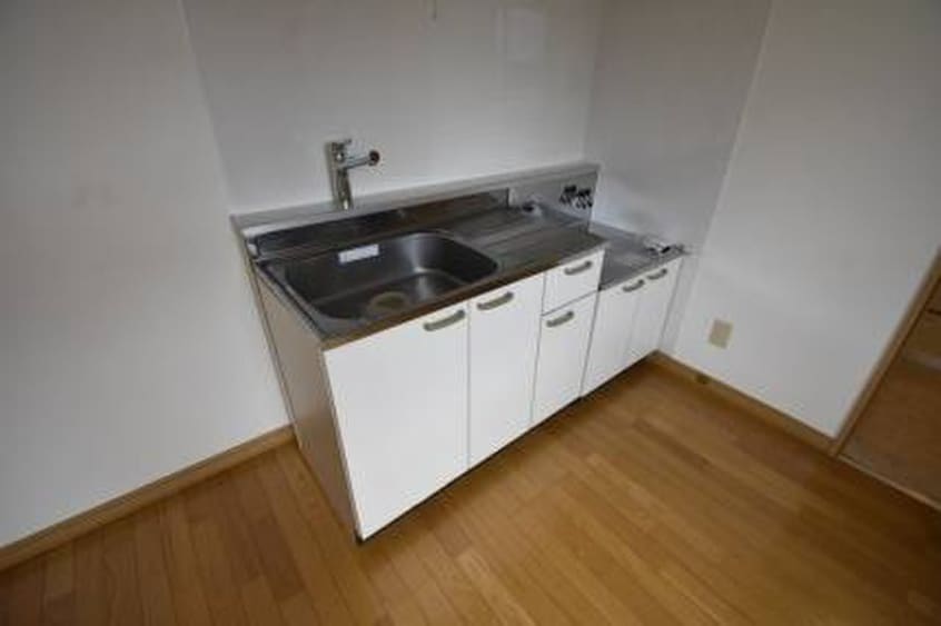 キッチン カステル八軒