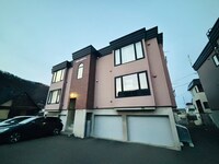 ツインハイツＡ