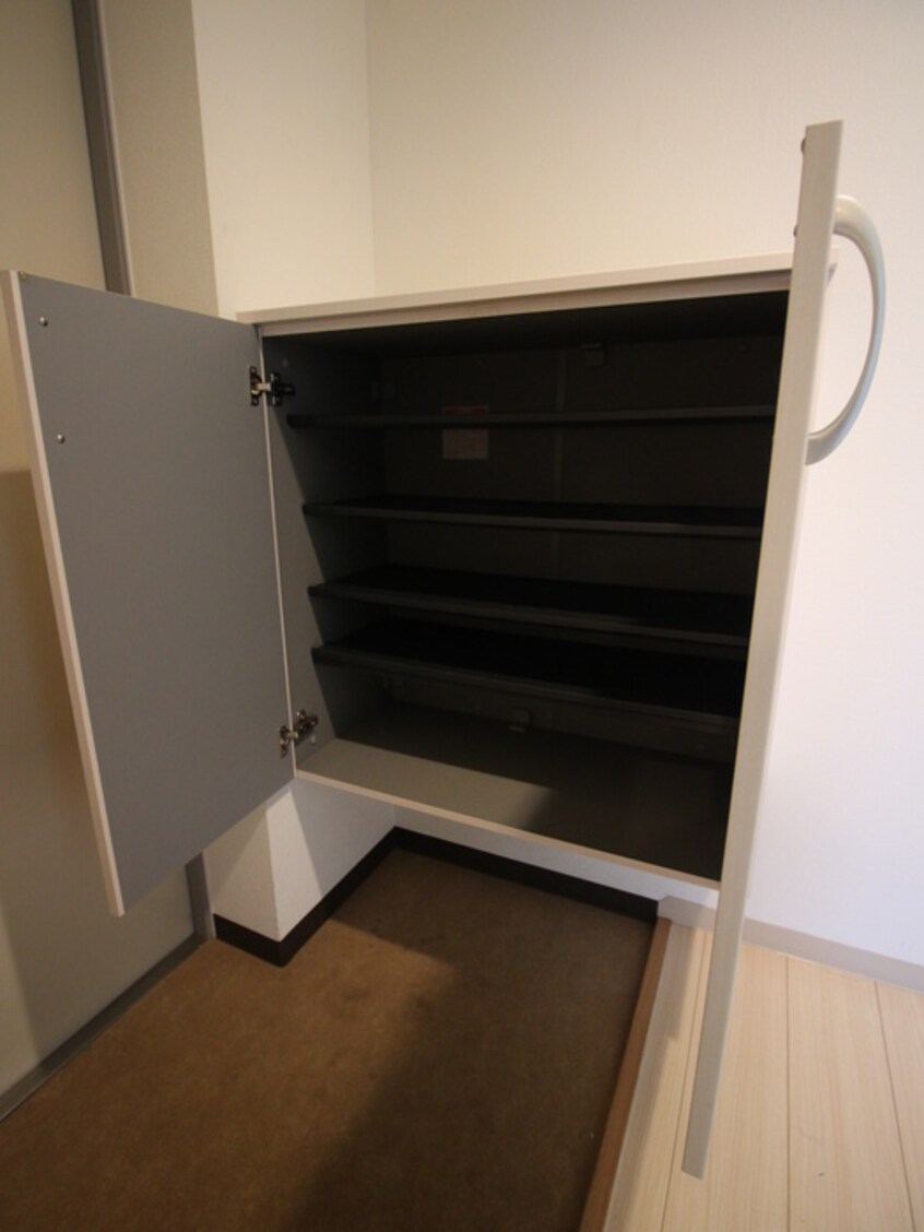 靴箱 ル・ファール平岸A