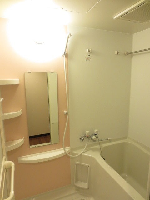 バス／シャワールーム等 クリスタル・セレニティ