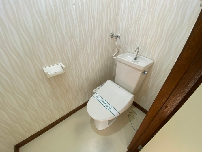 トイレ セフィ－ラ２３