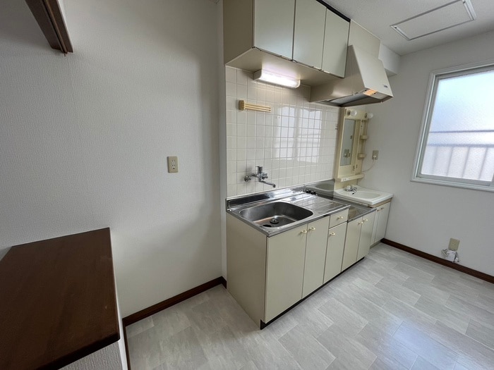 内観写真 セフィ－ラ２３