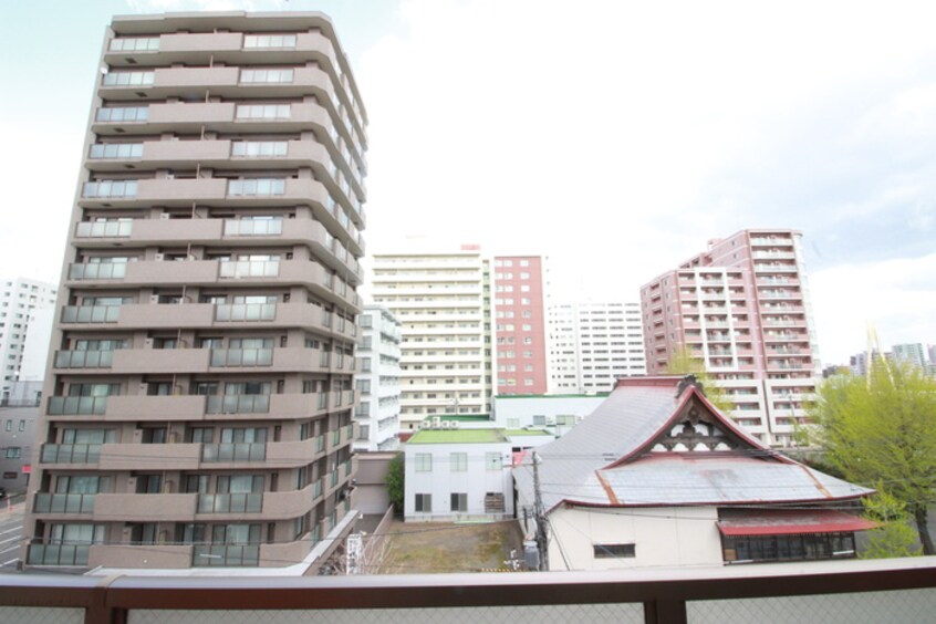 室内からの展望 パ－クヒルズ中央２５