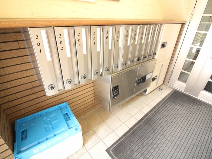 建物設備 ファミリ－コ－ト福住