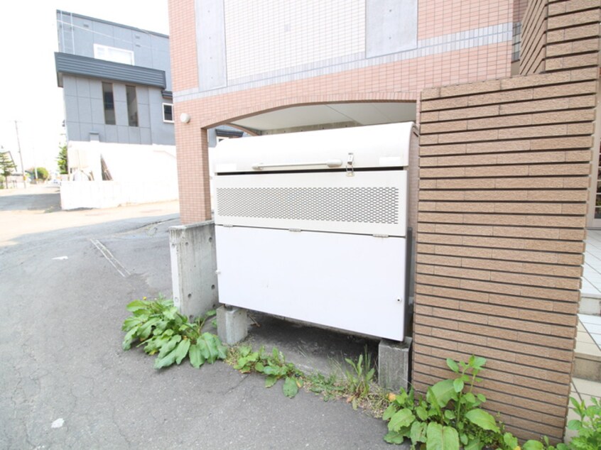 その他 ファミリ－コ－ト福住