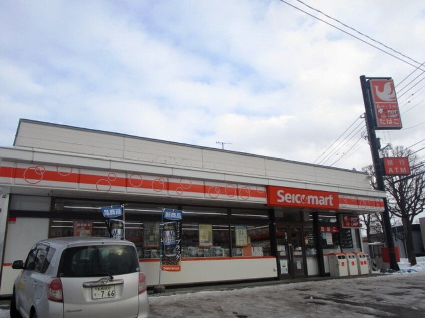 セイコーマート(コンビニ)まで500m ファミリ－コ－ト福住