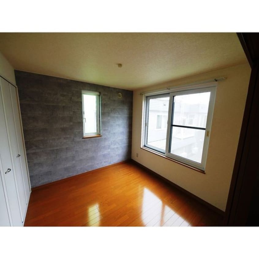 居室 ウインサム弐番館