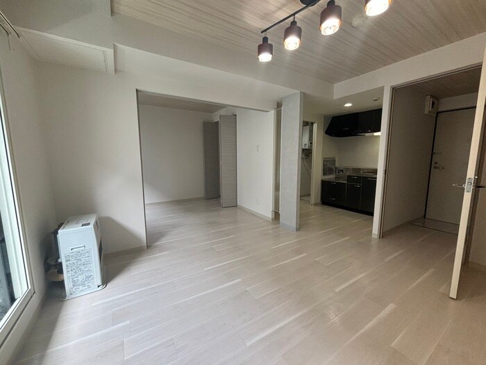 居室 ヌ－ヴェルコ－ト