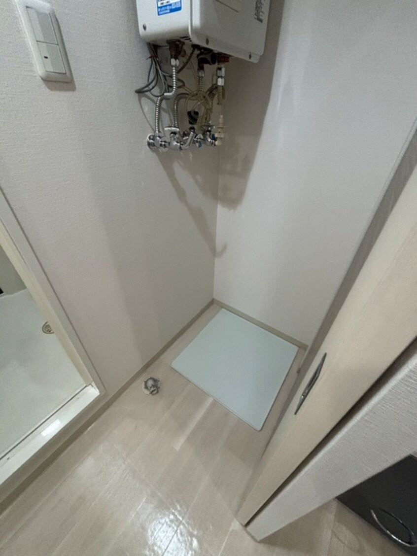 洗濯機置場 ヌ－ヴェルコ－ト