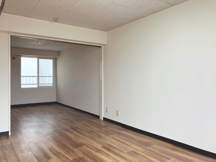 居室 三友ハイツ