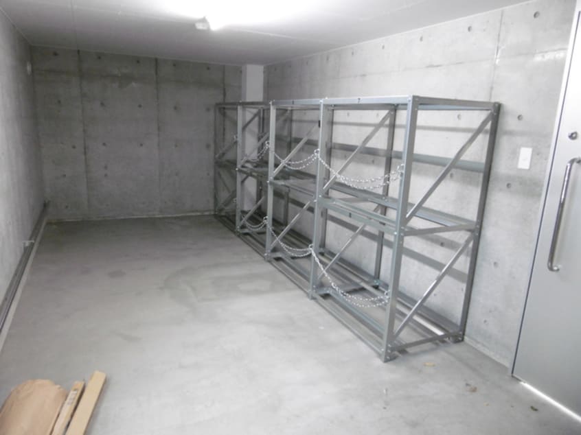 駐輪場 MOOD-AFFECTION・N３３