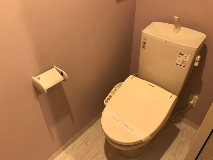 トイレ JeekBlau美園