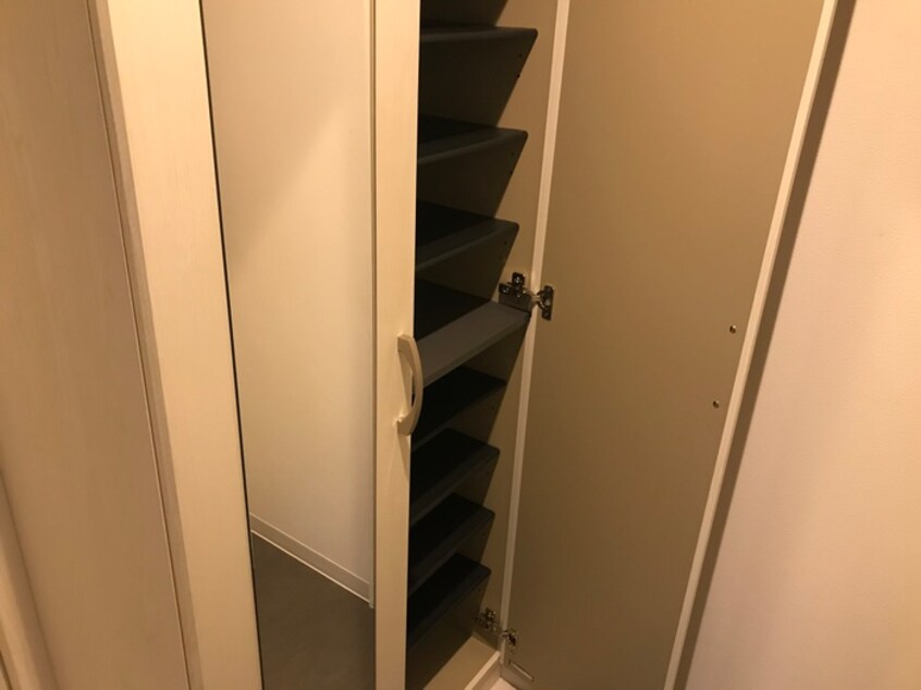 靴箱 JeekBlau美園