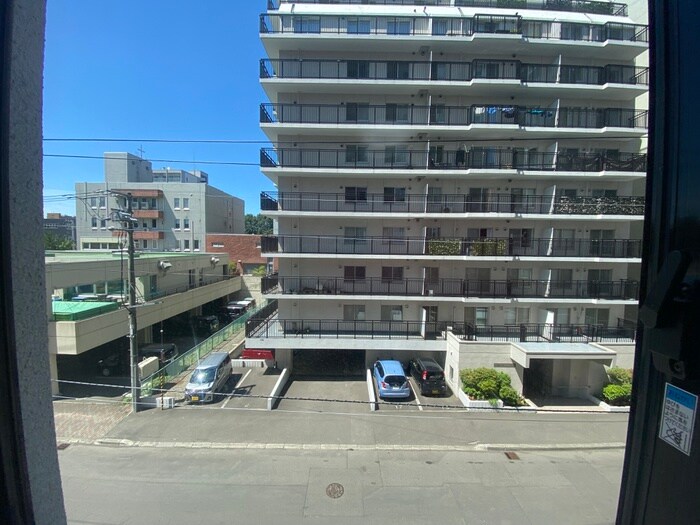 玄関 ルラシオン札幌駅前