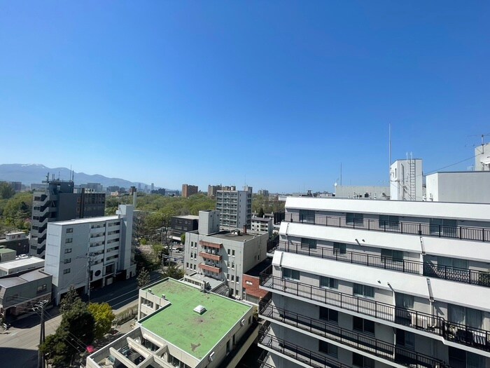 室内からの展望 ルラシオン札幌駅前