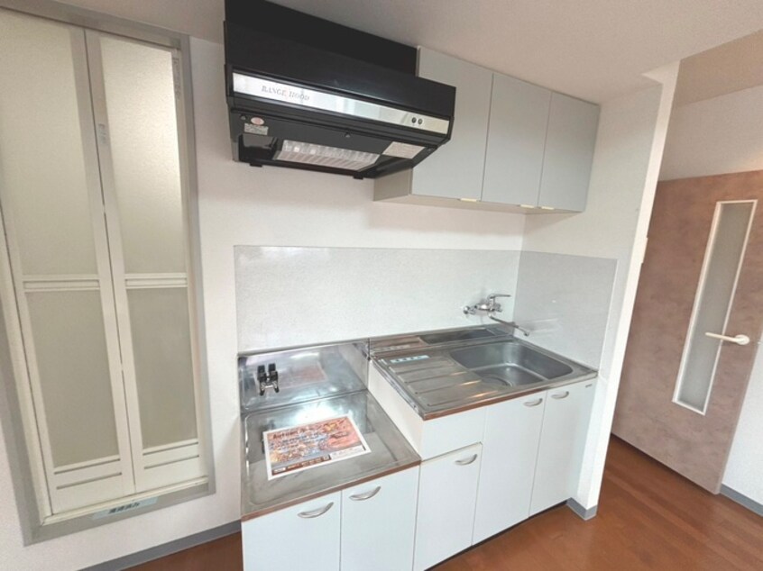 キッチン セレ－ナ南郷