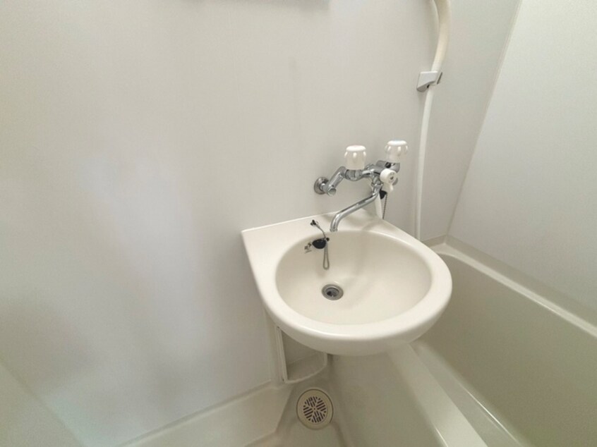 洗面 セレ－ナ南郷