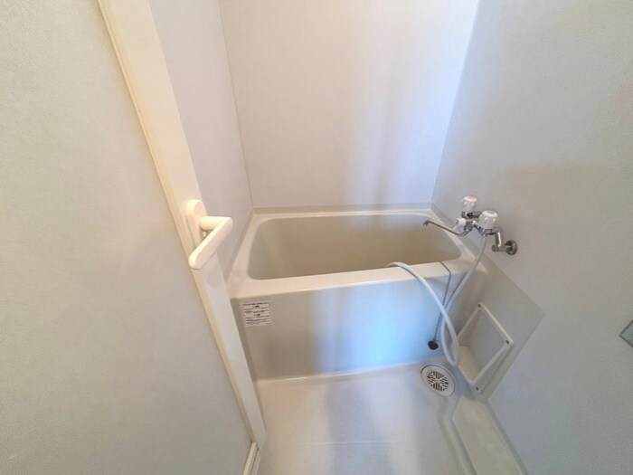 バス／シャワールーム等 セレ－ナ南郷