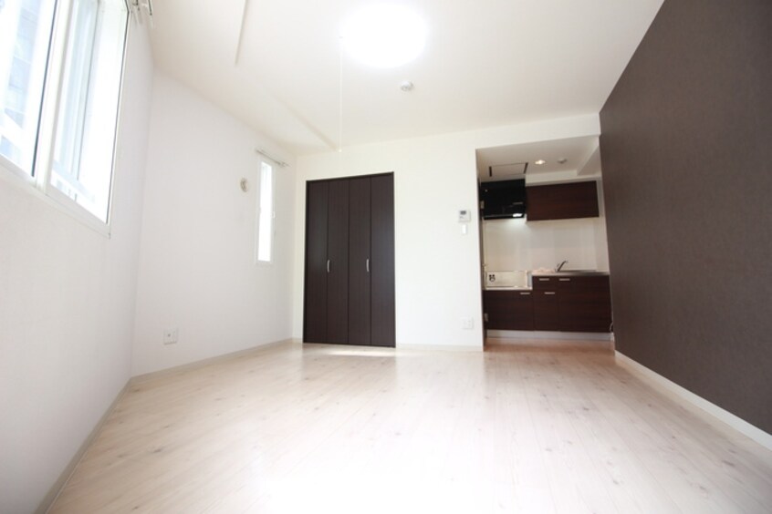 居室 エヴァンスコート南１条