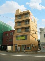 かねそビル