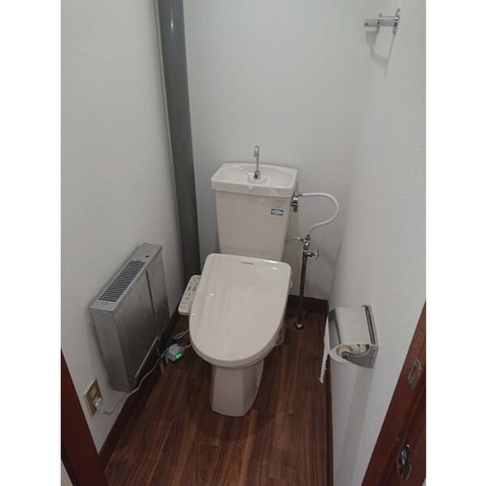 トイレ かねそビル