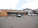 セブンイレブン　札幌八軒８条店(コンビニ)まで280m Ｅａｓｔ Ｃｏｕｒｔ８９４
