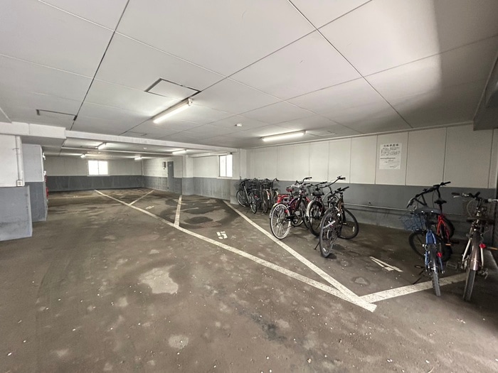 駐輪場 ナチュレ南５条