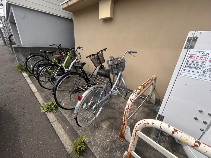 駐輪場 ブランノワールマティーノ平岸