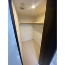 収納 パインハート中の島