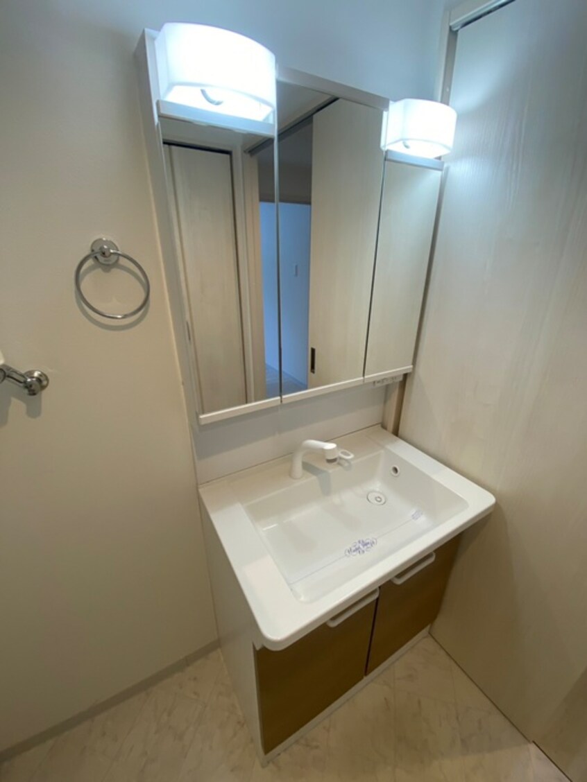 洗面 RESIDENCE SHINMEI MIYANONORI