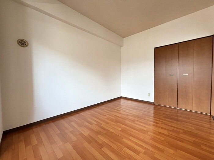 居室 三雄マンション