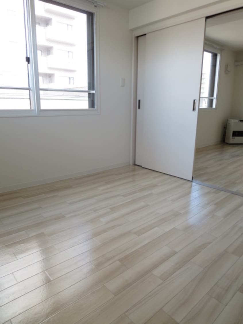 居室 ＧＩＳＥＬＥ南７条