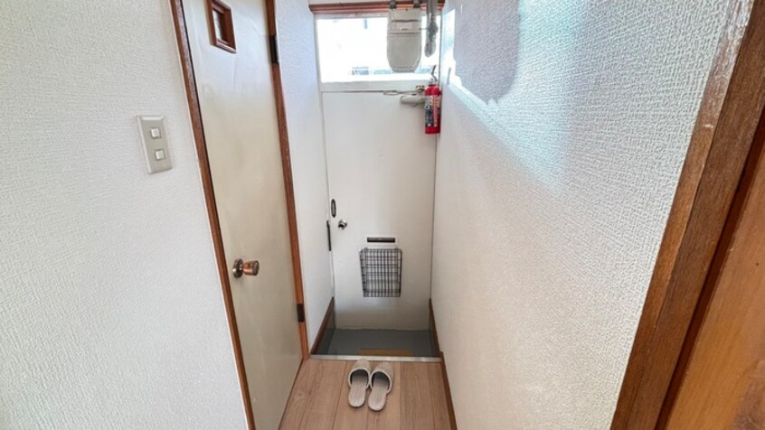 玄関 幸神ハイツ