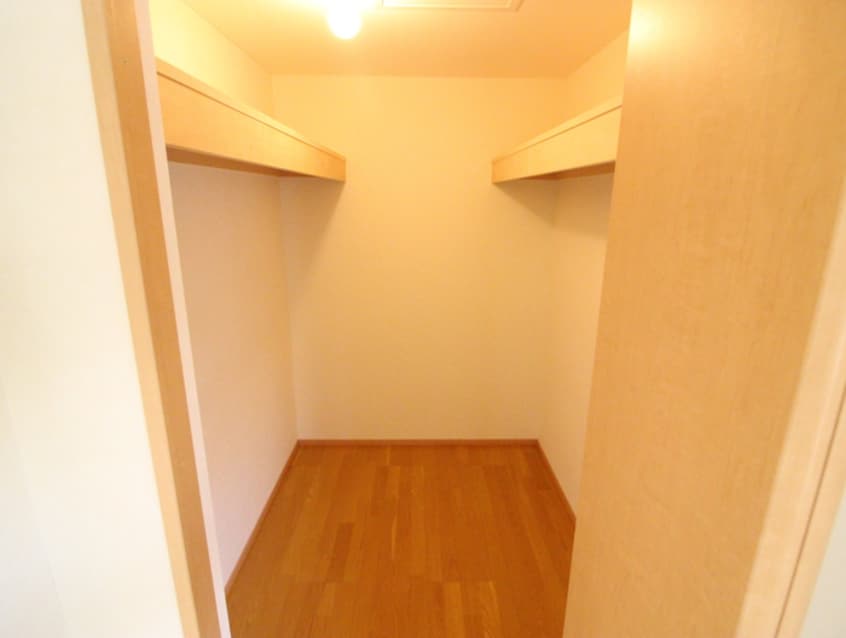 収納 平和埜館