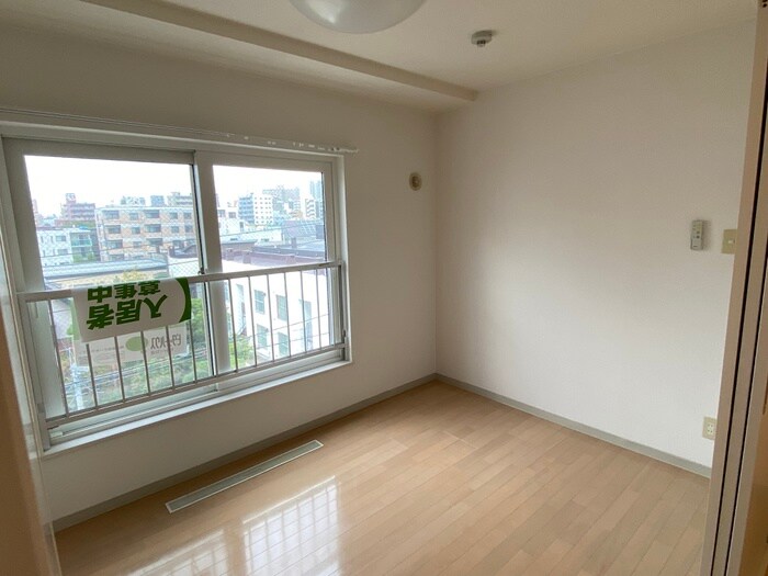 居室 E-horizon山鼻