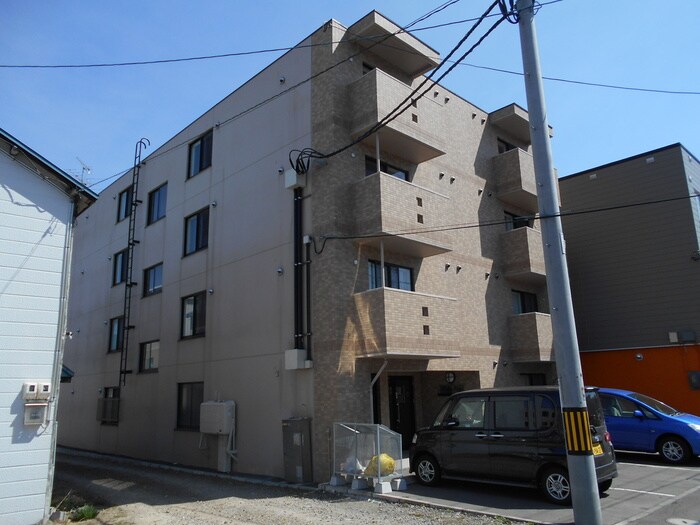 外観写真 ミルキ－ウェイ菊水