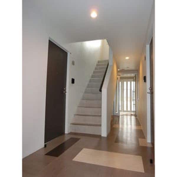 エントランス部分 ALPHA栄町