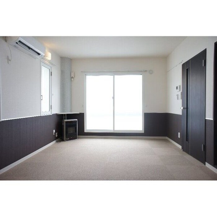 居室 グランメ－ル本郷通１３北Ⅱ