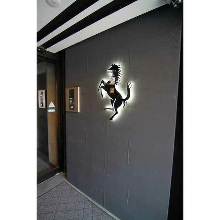 エントランス部分 スクーデリア発寒中央