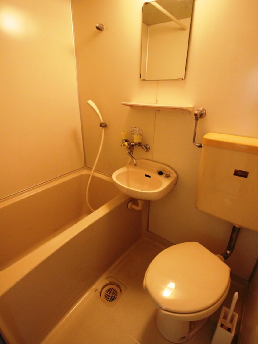 バス／シャワールーム等 サンリバーハイツ