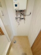 洗濯機置場 セブンスコート円山