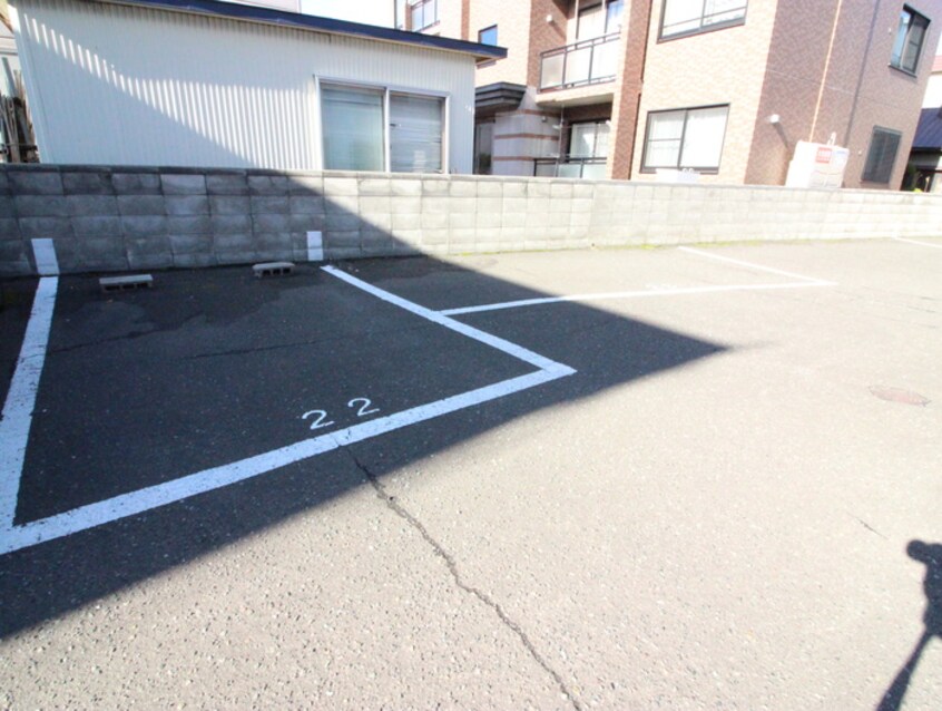 駐車場 グリニッジタウン西札幌
