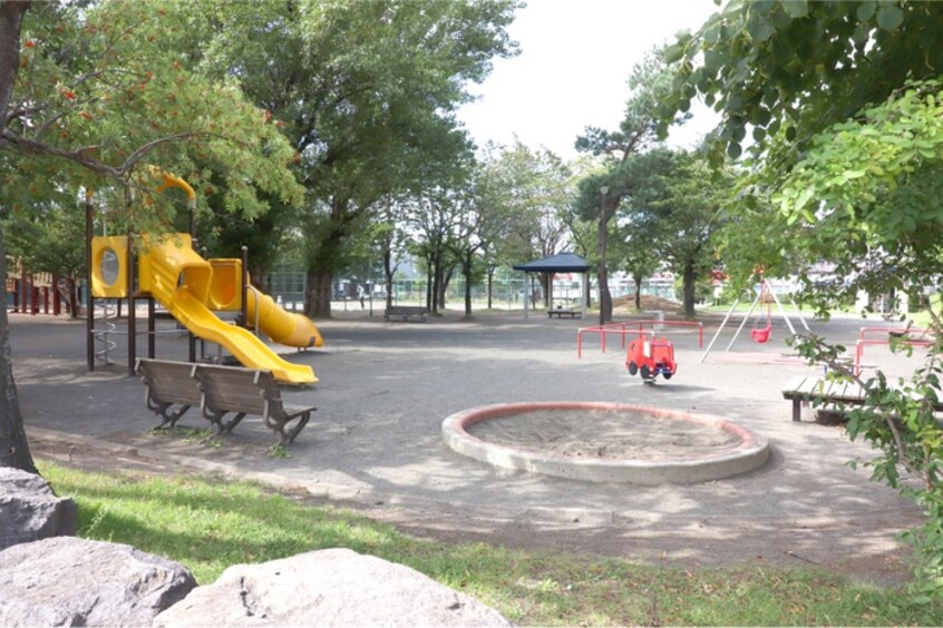 南11条おおたに公園(公園)まで200m メゾンハマナス