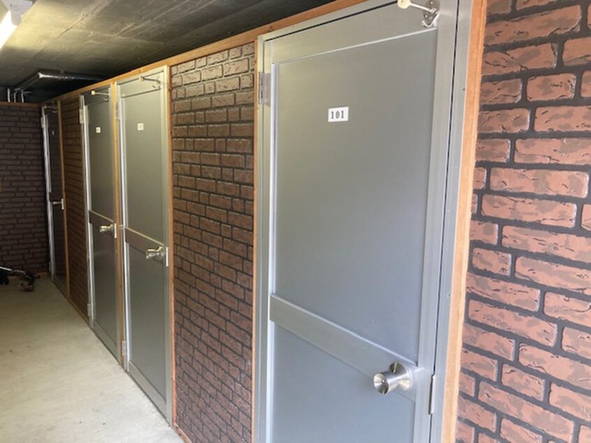 エントランス部分 リラコート