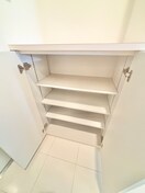 靴箱 イリオス　ディオ