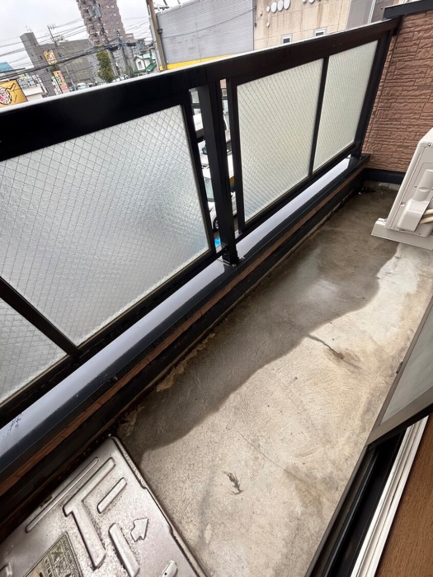 ベランダ・バルコニー カトレア１２