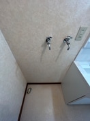 洗濯機置場 カトレア１２