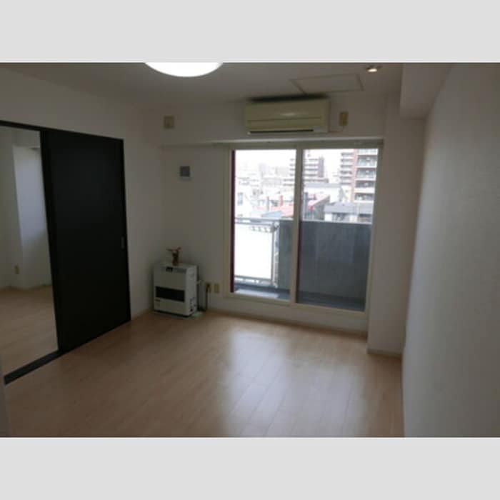 居室 グランカーサ南11条