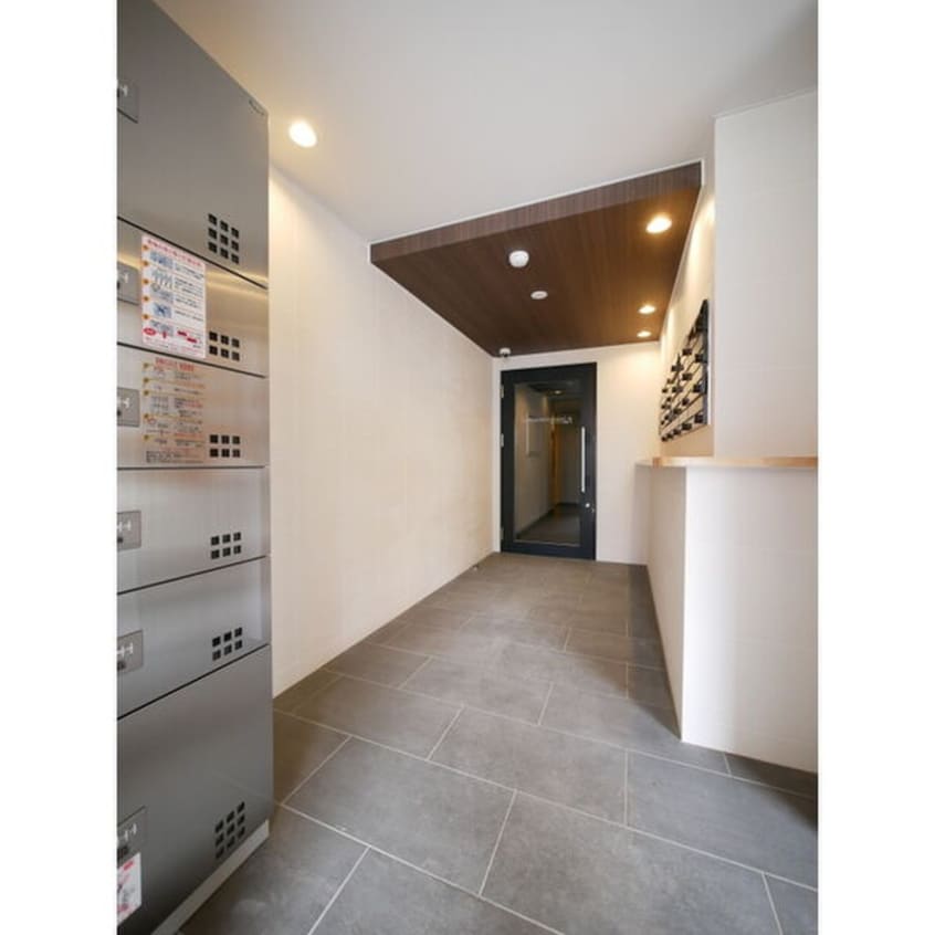 エントランス部分 ＭＦレジデンス南郷18